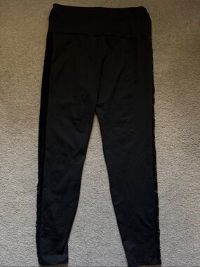 Sexy Side Black Women's High-Waist Lace-Trim Active Leggings